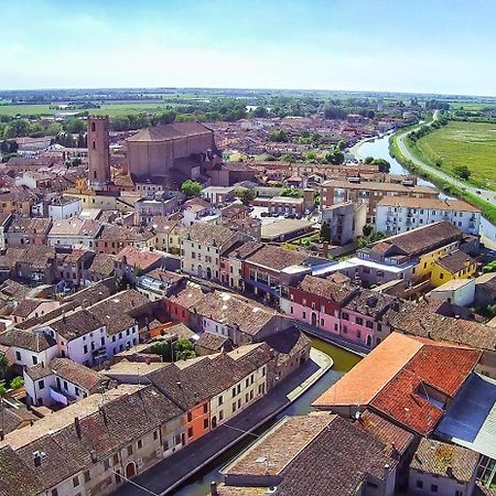 La Casa Di Santino Bed & Breakfast Comacchio Bagian luar foto