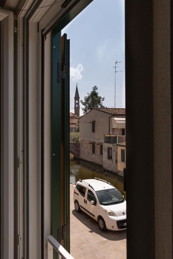 La Casa Di Santino Bed & Breakfast Comacchio Bagian luar foto
