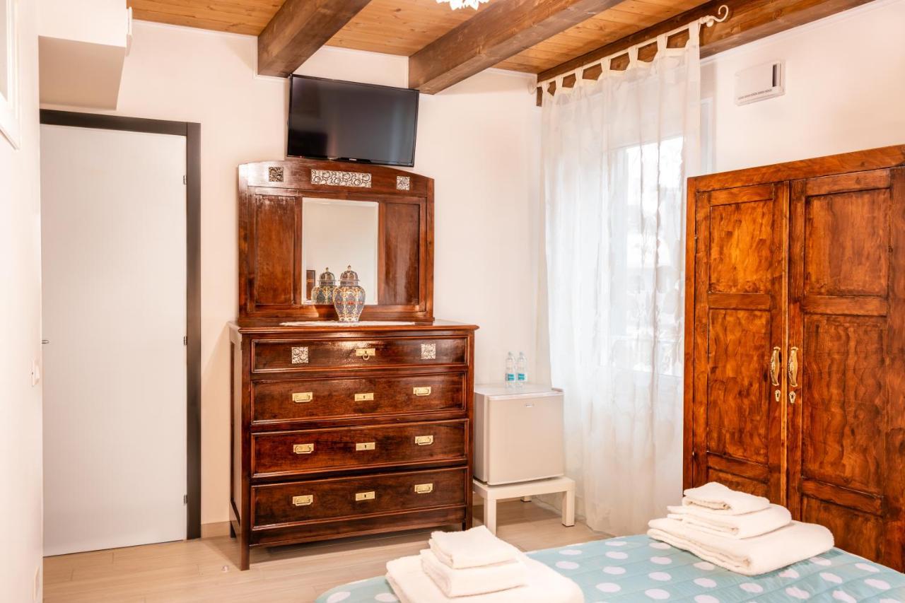 La Casa Di Santino Bed & Breakfast Comacchio Bagian luar foto